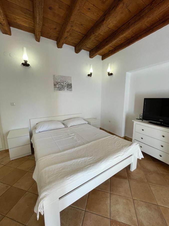 Studio Apartment Ana Vrsar Bagian luar foto